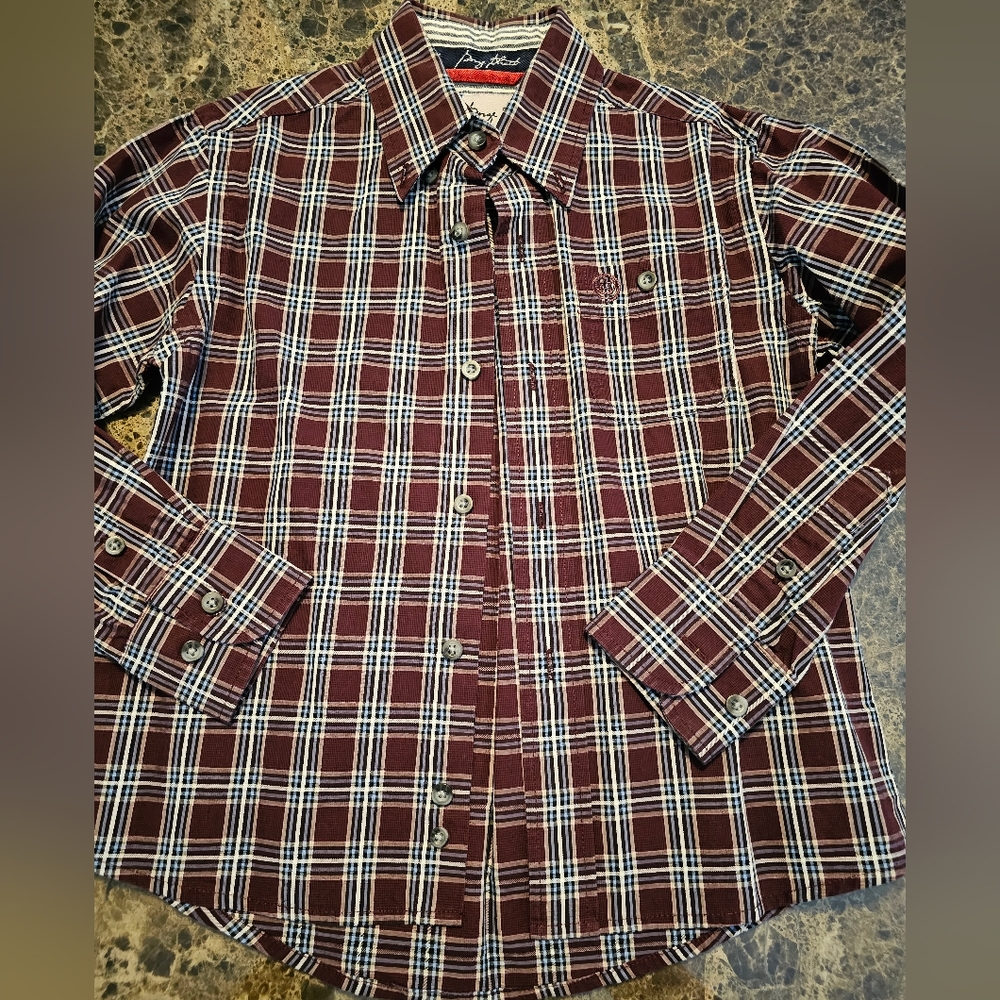 Boys Western Wrangler George Strait Small button-down shirt. 100% cotton.